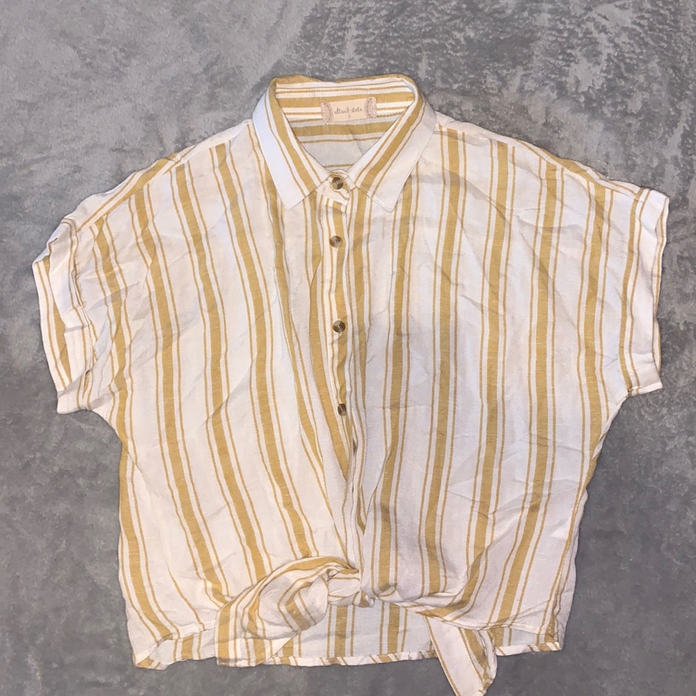 Altrd state knot tshirt yellow striped